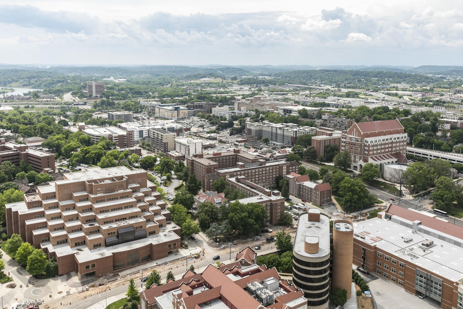 ut-knoxville-will-have-no-tuition-increase-for-fy-18-19-budget-news
