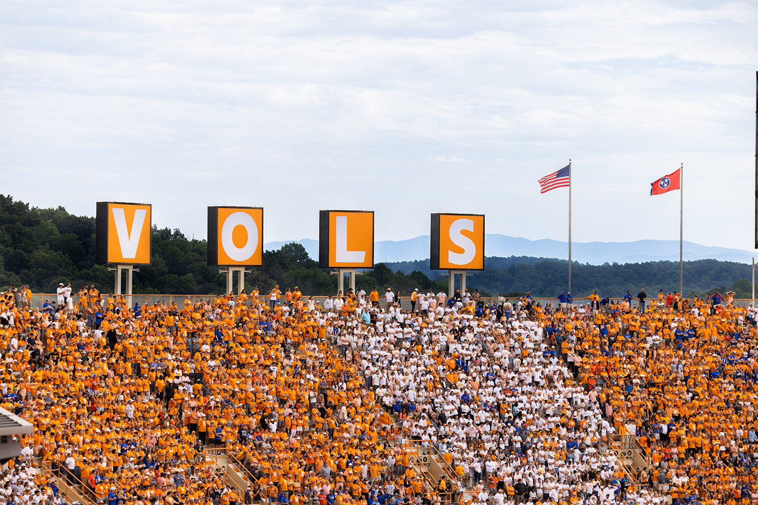 No. 9 Vols 'Fired Up' For Home Opener Vs. Austin Peay - University of  Tennessee Athletics